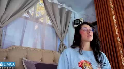 eva delight online show from 01.15.26