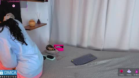 Snapshot of eva_delight_ chatting on 02.18.26 eva delight online show from 02.18.26