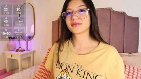 Snapshot of eva_depp chatting on 12.10.24 Evaa Depp online show from 12.10.24