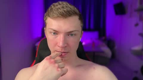 Eva and Iron online show from 02.05.26