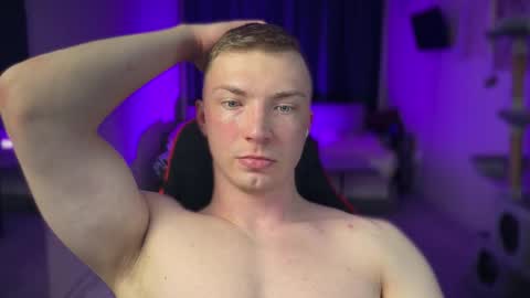 Eva and Iron online show from 02.08.26