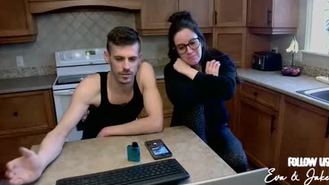 Snapshot of eva_jake chatting on 02.12.25 Eva Jake online show from 02.12.25