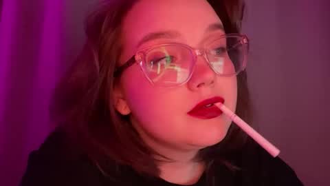 eva_kittenn online show from 10.31.25