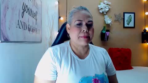 eva_love49 online show from 12.04.25