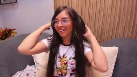 Angelinne online show from 12.24.24