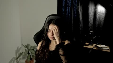 eva_monn online show from 12.27.24