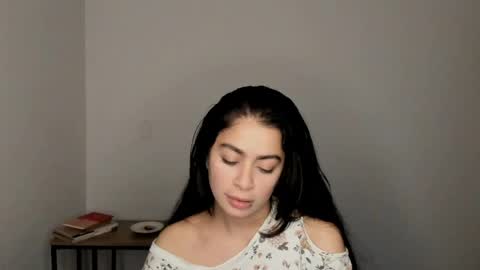 Snapshot of eva_monn chatting on 04.28.26 eva_monn online show from 04.28.26