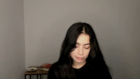 Snapshot of eva_monn chatting on 05.06.26 eva_monn online show from 05.06.26