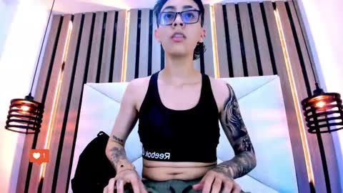 Eva cute online show from 11.24.25