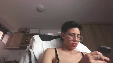 Snapshot of eva_monwalker chatting on 04.28.26 Eva cute online show from 04.28.26