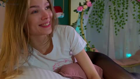 Eva online show from 12.16.24