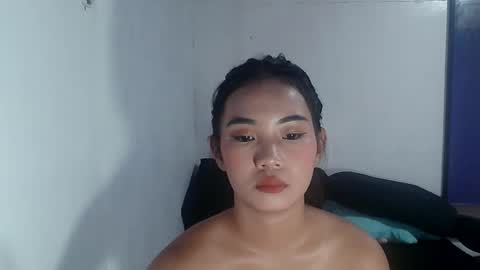 eva_pinay19 online show from 10.22.25