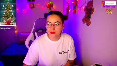 Eva  online show from 12.04.25