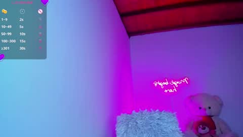 Eva Shinee online show from 01.23.25