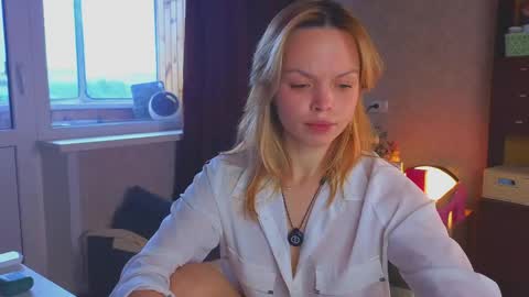 Snapshot of eva_sinn chatting on 05.28.26 Hi there i am Eva and i wish create a nice community with you so join my Ticket Show for more pleasure online show from 05.28.26