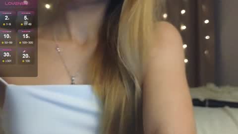 Hello Im Eva online show from 12.14.24