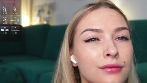 Hello Im Eva online show from 02.06.25