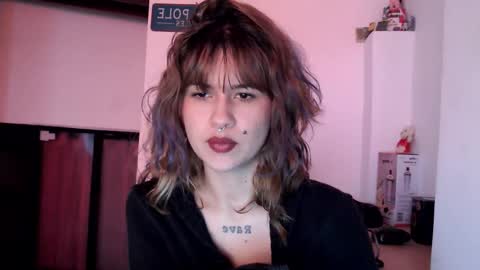 MISS EVY online show from 12.19.25