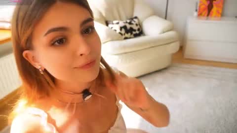 Snapshot of eva_zill_blossom chatting on 07.24.26 Hello my name is Eva its my first day here online show from 07.24.26