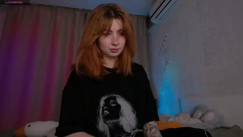 Snapshot of evaa_moonn_ chatting on 05.19.26 Eva online show from 05.19.26