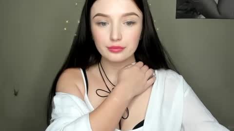 Eva online show from 12.16.24