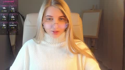 Eva  online show from 01.08.25