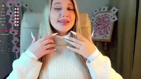 Eva  online show from 02.22.25