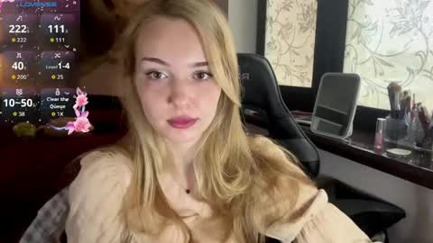 evacarter1 online show from 04.22.26