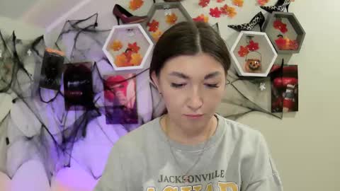 Evachaturbatte online show from 10.22.25