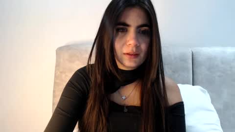 Snapshot of evacollins12 chatting on 07.31.26 evacollins12 online show from 07.31.26