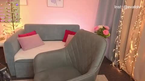 Eva online show from 12.14.25