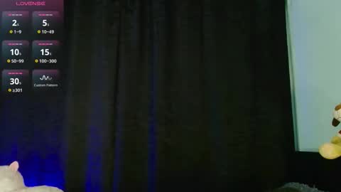 Evah Lee online show from 11.06.25