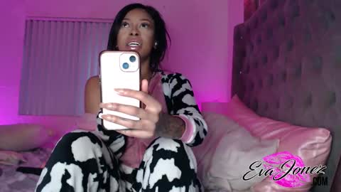 Eva online show from 02.27.25