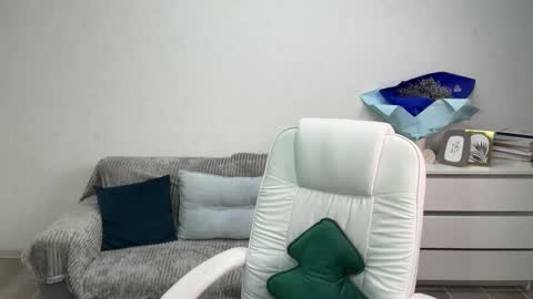 Eva online show from 11.25.25