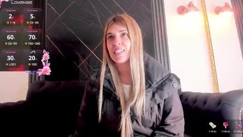 Snapshot of evaloviaa_ chatting on 11.17.25 Eva online show from 11.17.25
