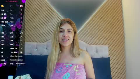 Snapshot of evaloviaa_ chatting on 03.27.26 Eva online show from 03.27.26