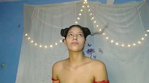 evaluna horny  online show from 12.22.24