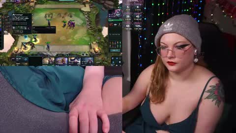 Eva  online show from 11.21.25