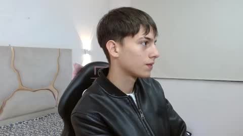 evan_tay online show from 03.01.26