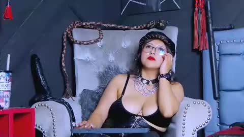 Snapshot of evangeline_17 chatting on 06.25.26 Miss Evangeline online show from 06.25.26