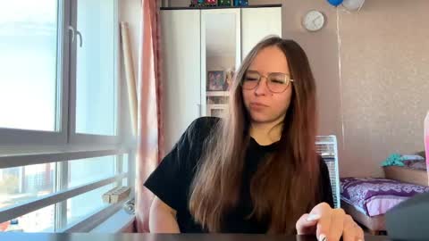 Snapshot of evangelinestiles chatting on 03.22.26 Mia online show from 03.22.26