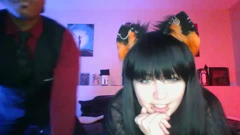 evanschris2048 online show from 02.24.25