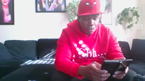 evanschris2048 online show from 10.29.25