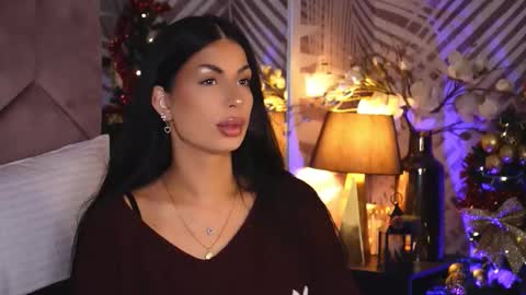 EvaRhea online show from 12.23.25