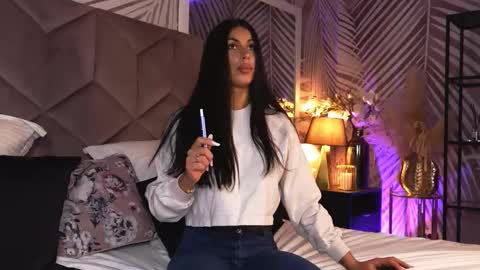 EvaRhea online show from 03.23.26