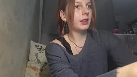 Snapshot of evashinee_ chatting on 06.30.26 evashinee_ online show from 06.30.26