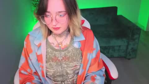 Snapshot of evathewitcher chatting on 07.16.26 EvaTheWitcher online show from 07.16.26