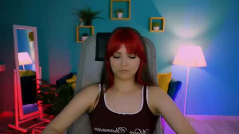 Snapshot of evathopson chatting on 07.05.26 Eva next stream - - 1600 UTC2000 online show from 07.05.26