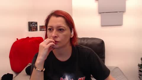 Eva Twiss online show from 03.30.26