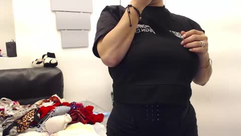 Eva Twiss online show from 04.09.26